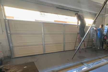 emergency garage door repair in Laguna Hills