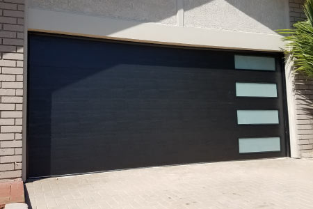 Tailored Garage Door Repair and Installation Services in Fullerton, CA